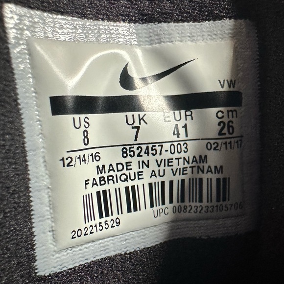 Men’s Nike Air Max Infuriate Low; Black White & Gold; size 8 - Picture 9 of 11